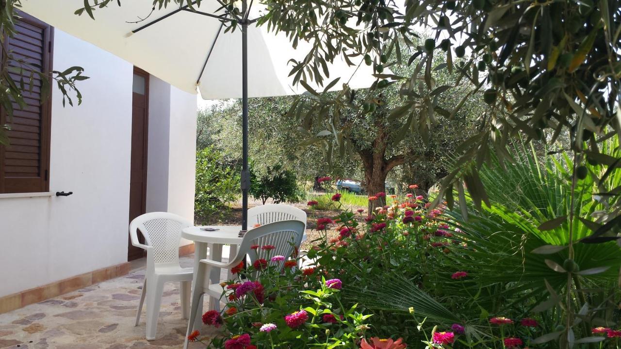 Maison d'hôtes Agrisicilia  à Marinella di Selinunte Extérieur photo